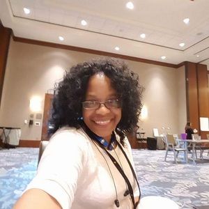 Meet your Posher, Tahiesha